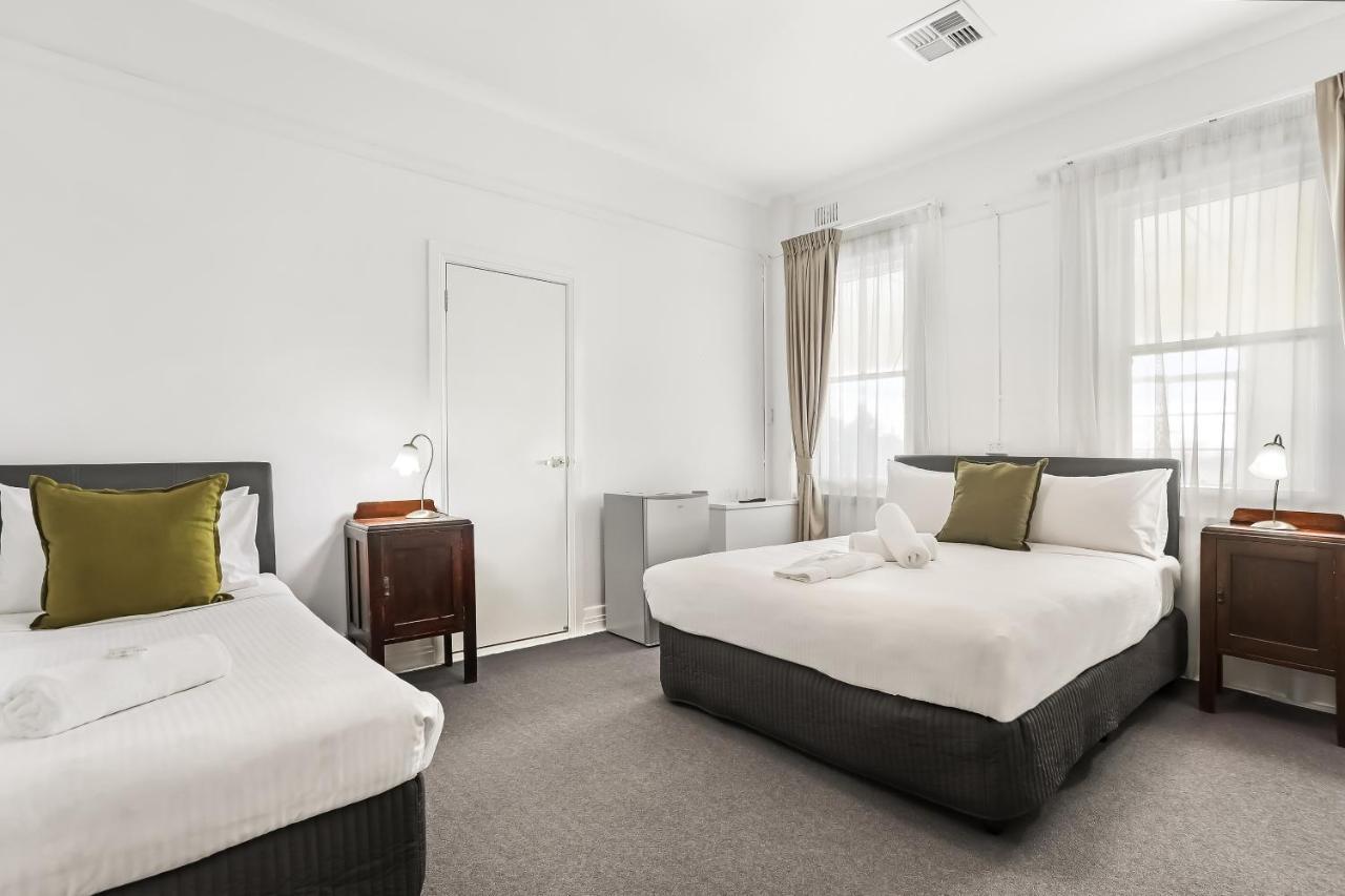 Grand View Hotel Уентуърт Фолс Екстериор снимка